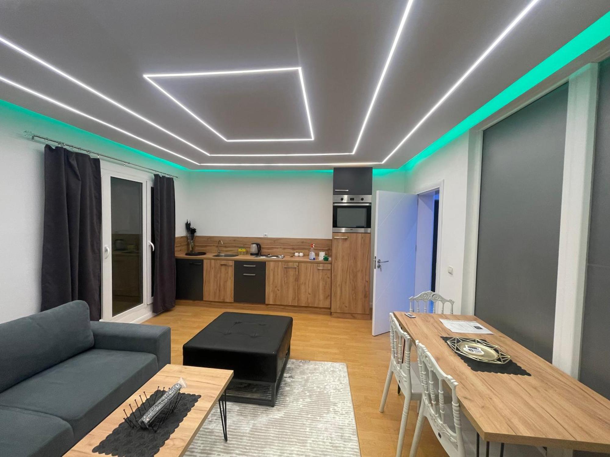 38 Apartment 3 Pristina Exteriör bild